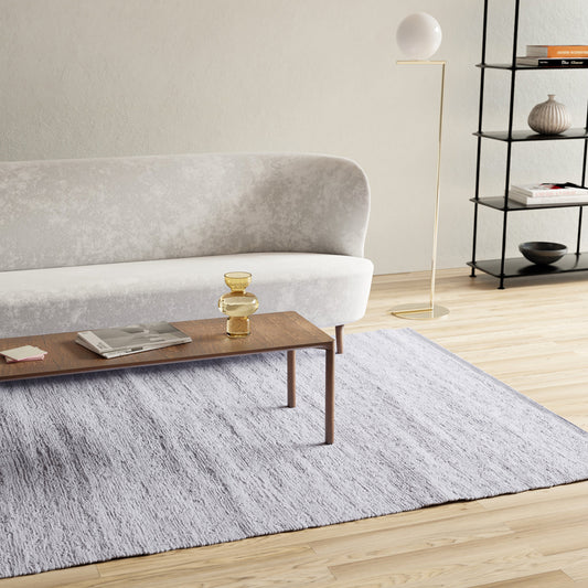 How to choose a rug that complements your flooring